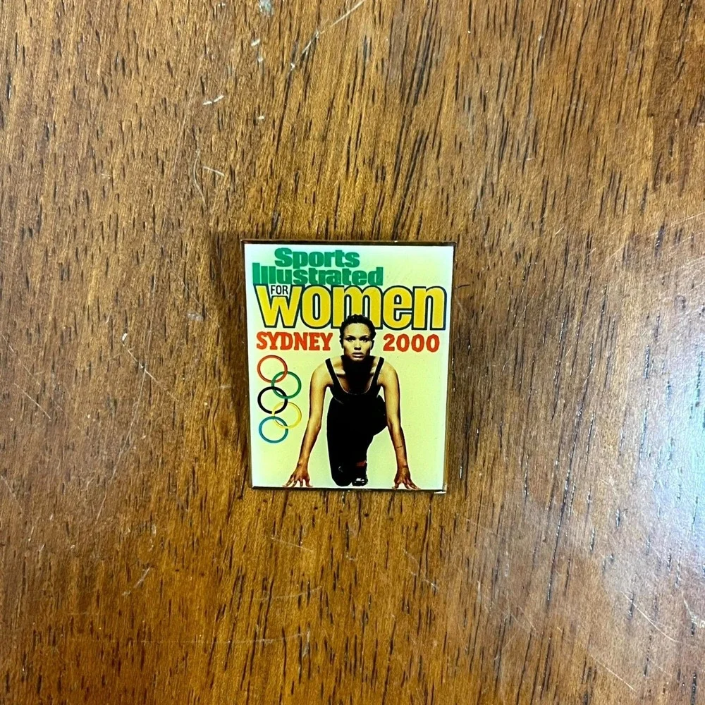 Set of 4 Sydney 2000 Olymics Sports Illustrated Collector's Pin Collection‎